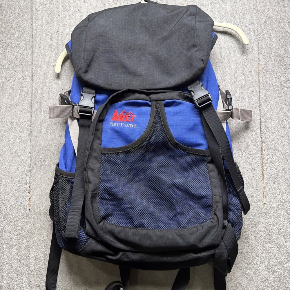 REI Half Dome Hiking Backpack Blue Black Internal Frame Daypack 50L